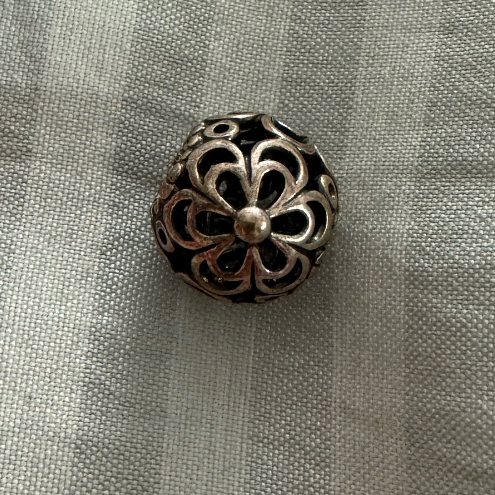 Pandora sterling floral bead